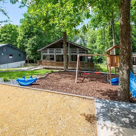 בית נופש Chic With Wellness ברוו